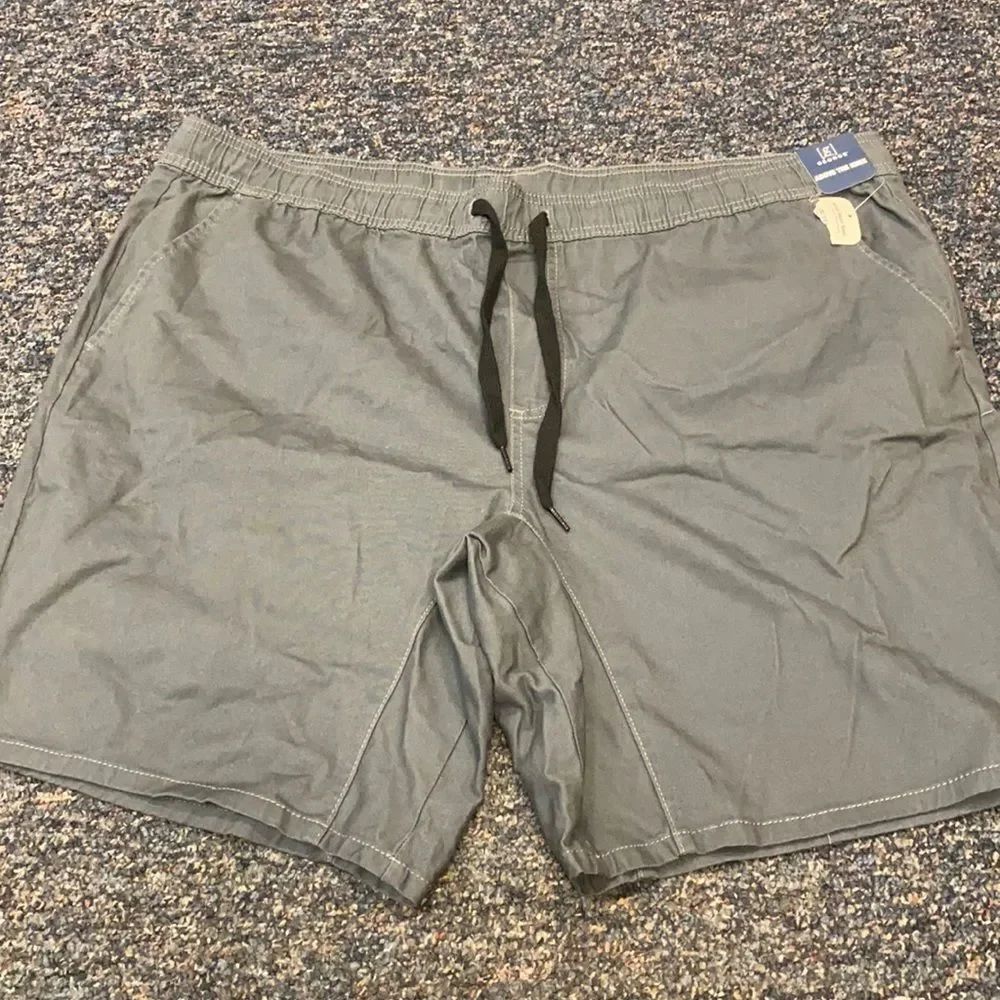 Gray Shorts sz. 2XL NWT